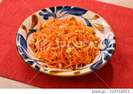 沖縄料理、にんじんしりしり、人参しりしり。 124718021