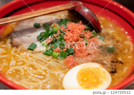 おいしいえび味噌ラーメン 124720532