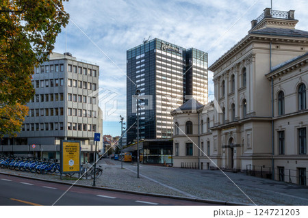 北欧ノルウェー オスロの綺麗なラディソン ブルー スカンジナビア ホテル オスロの外観 124721203