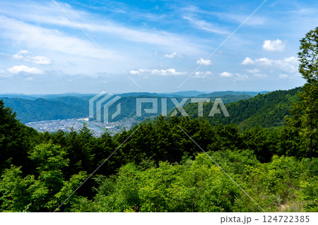 備中松山城展望台からの風景 124722385