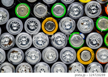 Salt and alkaline batteries, source of energy for portable technology. AAA and AA batteries Salt and alkaline batteries, source of energy for portable technology. AAA and AA batteries 124728289