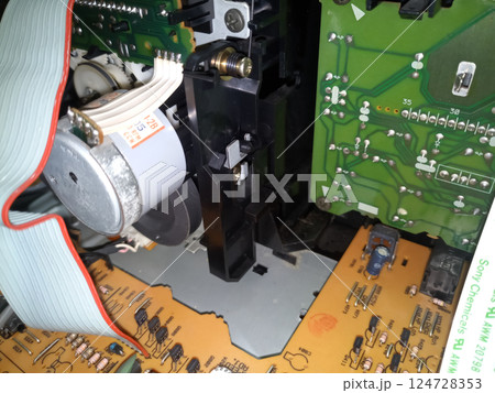 Details and diagrams of the cassette deck. Tape recorder 124728353
