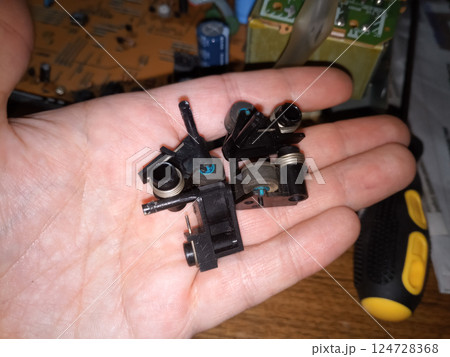 pressure roller of the tape drive mechanism of the cassette deck. pressure roller of the tape drive mechanism of the cassette deck. 124728368
