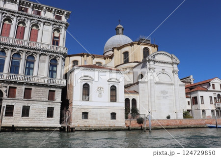 世界遺産　ベネチアの町並み　大運河　イタリア　ヨーロッパ 124729850