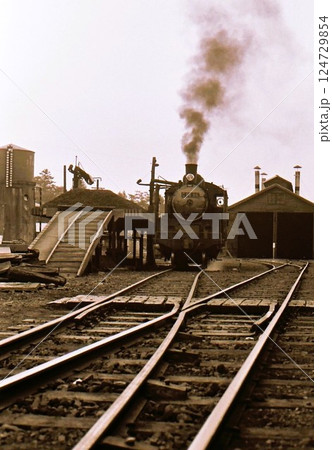 昭和44年 小海線の蒸気機関車c56 小淵沢駅 山梨県 記録写真 昭和44年 小海線の蒸気機関車c56 小淵沢駅 山梨県 記録写真 124729854