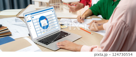 Email notification message showing on computer screen brisk Email notification message showing on computer screen brisk 124730554