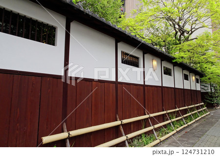 名古屋最古の料亭  数寄屋建築の美 124731210