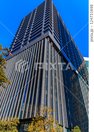 東京　港区　東新橋の都市風景　汐留住友ビル 124731698