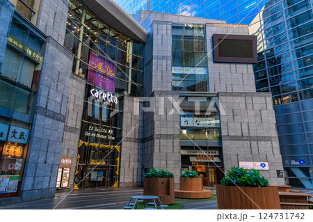 東京 港区 東新橋 電通本社ビルにある カレッタ汐留 東京 港区 東新橋 電通本社ビルにある カレッタ汐留 124731742
