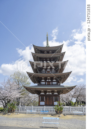 春の覚王山日泰寺 124731838