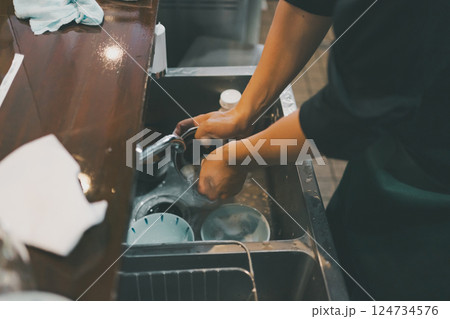 coffee shop 124734576