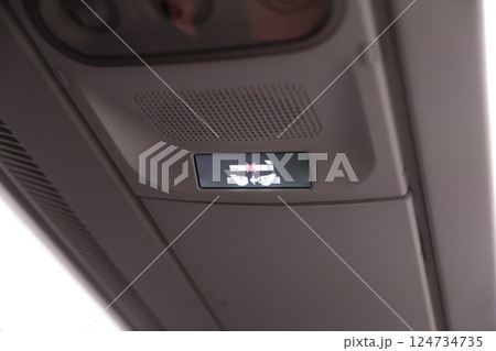 機内 携帯電話使用禁止 乗り物 124734735