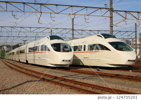 小田急海老名検車区で50000形（VSE）の撮影会 124735201