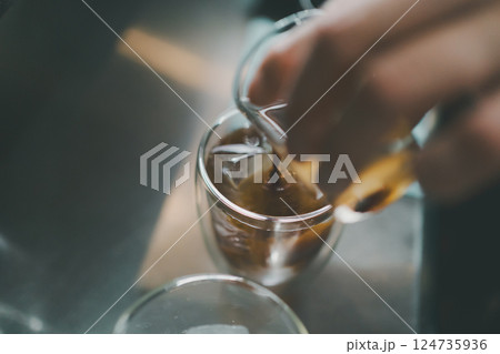 coffee shop coffee shop 124735936