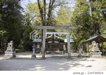 足助神社 124736924