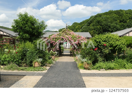 熊山英国庭園　8 124737503