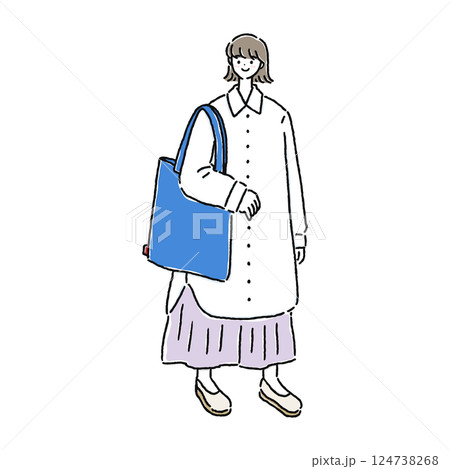 大人可愛いナチュラルコーデの女性 124738268