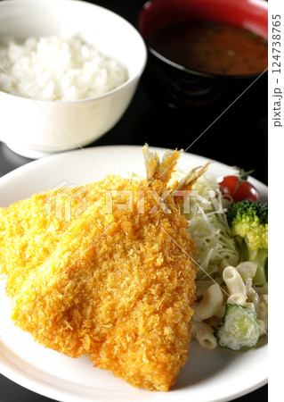 鯵のフライ定食 鯵のフライ定食 124738765