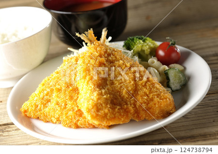 鯵のフライ定食 124738794