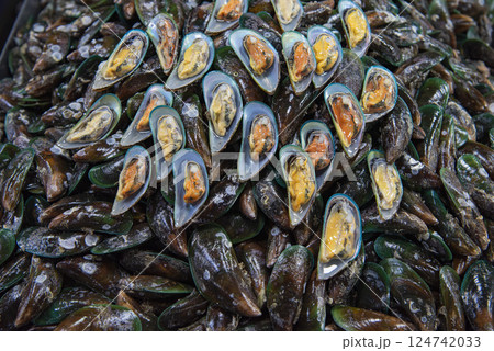 THAILAND PATTAYA NAKLUA SEAFOOD FISH MARKET 124742033