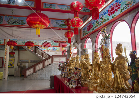 THAILAND PATTAYA NAKLUA POI SIAN JOW SHRINE THAILAND PATTAYA NAKLUA POI SIAN JOW SHRINE 124742054