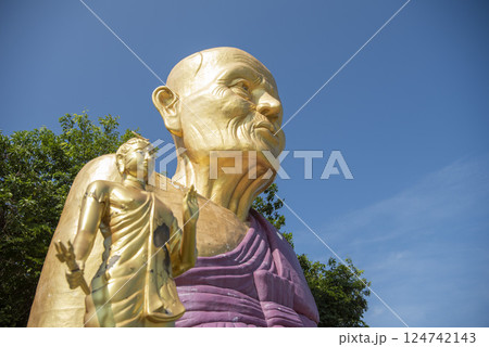 THAILAND PATTAYA KO LAN ISLAND BIG BUDDHA 124742143