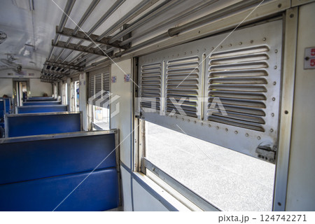 THAILAND PATTAYA THAI ROYAL RAILWAY WAGON THAILAND PATTAYA THAI ROYAL RAILWAY WAGON 124742271