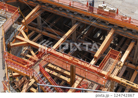 工事現場 建設現場 施工現場 124742867