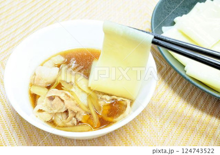 群馬名物のひもかわうどん 124743522