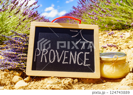 Jar with honey at lavender field in Provence France. 124743889