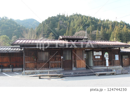 妻籠のバス停 妻籠のバス停 124744230