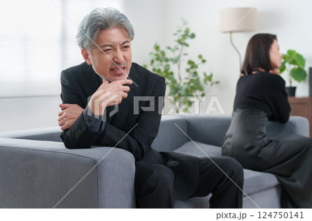 夫婦喧嘩 124750141