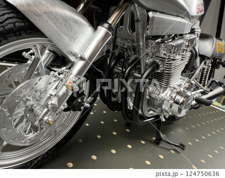 大型プラモデルを作ろう オートバイ 大型プラモデルを作ろう オートバイ 124750636