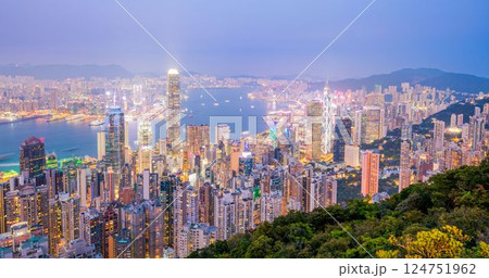 香港　ビクトリアピークからの夜景 124751962