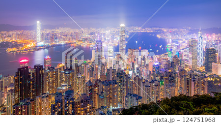 香港　ビクトリアピークからの夜景 124751968
