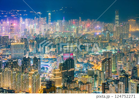 香港　カオルーン・ピーク（飛鵝山）からの夜景 124752271