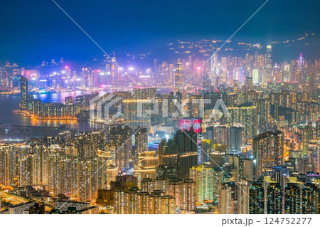 香港　カオルーン・ピーク（飛鵝山）からの夜景 124752277