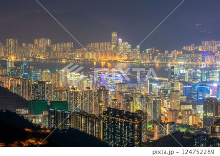香港 カオルーン・ピーク(飛鵝山)からの夜景 香港 カオルーン・ピーク(飛鵝山)からの夜景 124752289