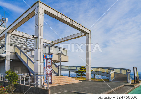 田原市の蔵王山展望台の風景(愛知県) 124756030