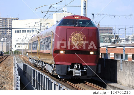 【JR西日本】683系6000番台 特急「まほろば」〜安寧〜（おおさか東線：高井田中央駅） 124761236