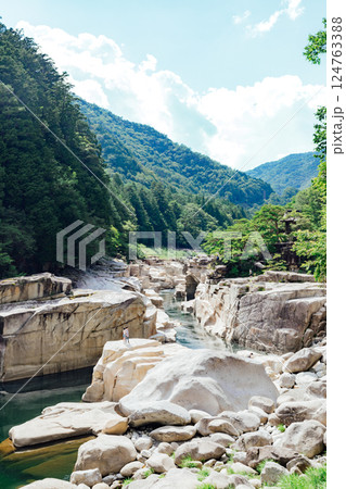 ＜長野＞寝覚の床 124763388