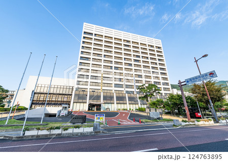 長崎県佐世保市　佐世保市役所 124763895