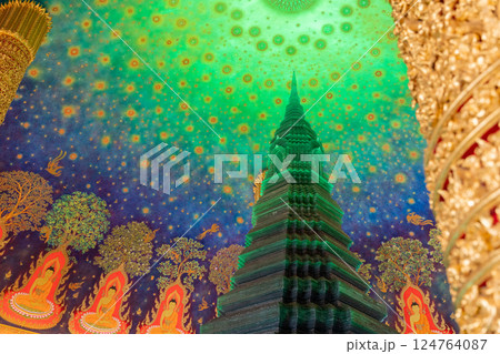 タイのワット・パクナムの絶景 タイのワット・パクナムの絶景 124764087