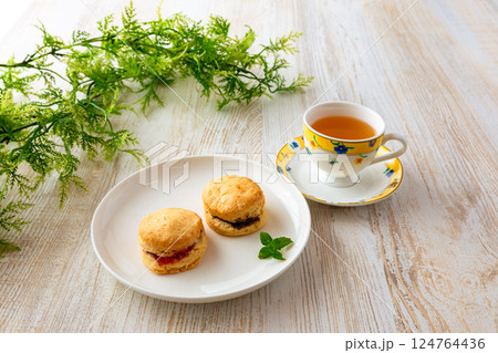 アフタヌーンティー スコーン イメージ アフタヌーンティー スコーン イメージ 124764436