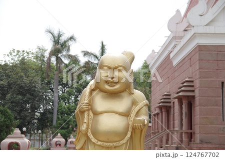 インド　仏教四大聖地　サールナート 124767702