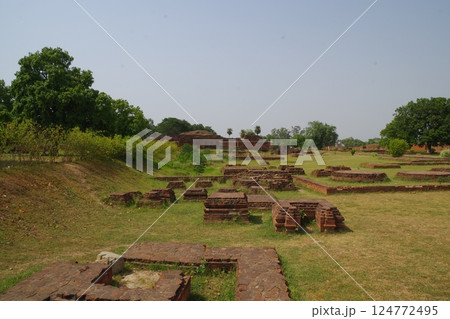 インド 世界遺産ビハール州ナーランダーのマハーヴィハーラ考古遺跡 インド 世界遺産ビハール州ナーランダーのマハーヴィハーラ考古遺跡 124772495