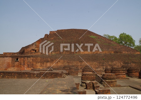インド 世界遺産ビハール州ナーランダーのマハーヴィハーラ考古遺跡 インド 世界遺産ビハール州ナーランダーのマハーヴィハーラ考古遺跡 124772496