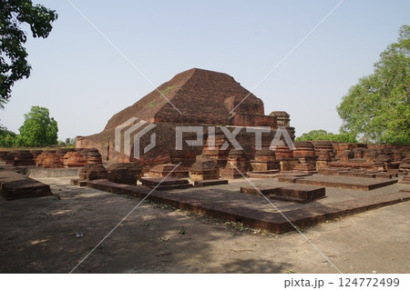 インド 世界遺産ビハール州ナーランダーのマハーヴィハーラ考古遺跡 インド 世界遺産ビハール州ナーランダーのマハーヴィハーラ考古遺跡 124772499
