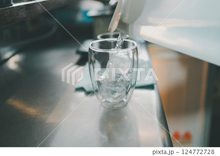 coffee shop coffee shop 124772728