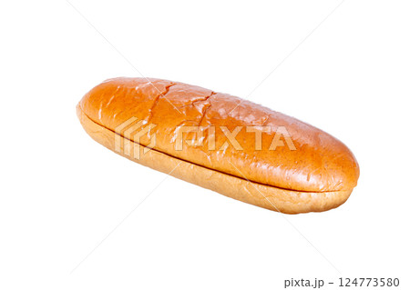 クリームをサンドした黒糖コッペパン【白背景・切り抜き】 124773580